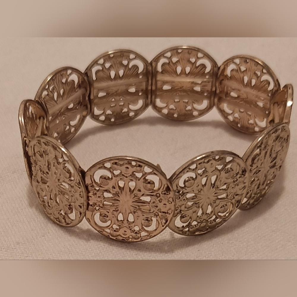 Gold Filigree Medallion Link Bracelet - Women's Jewelry